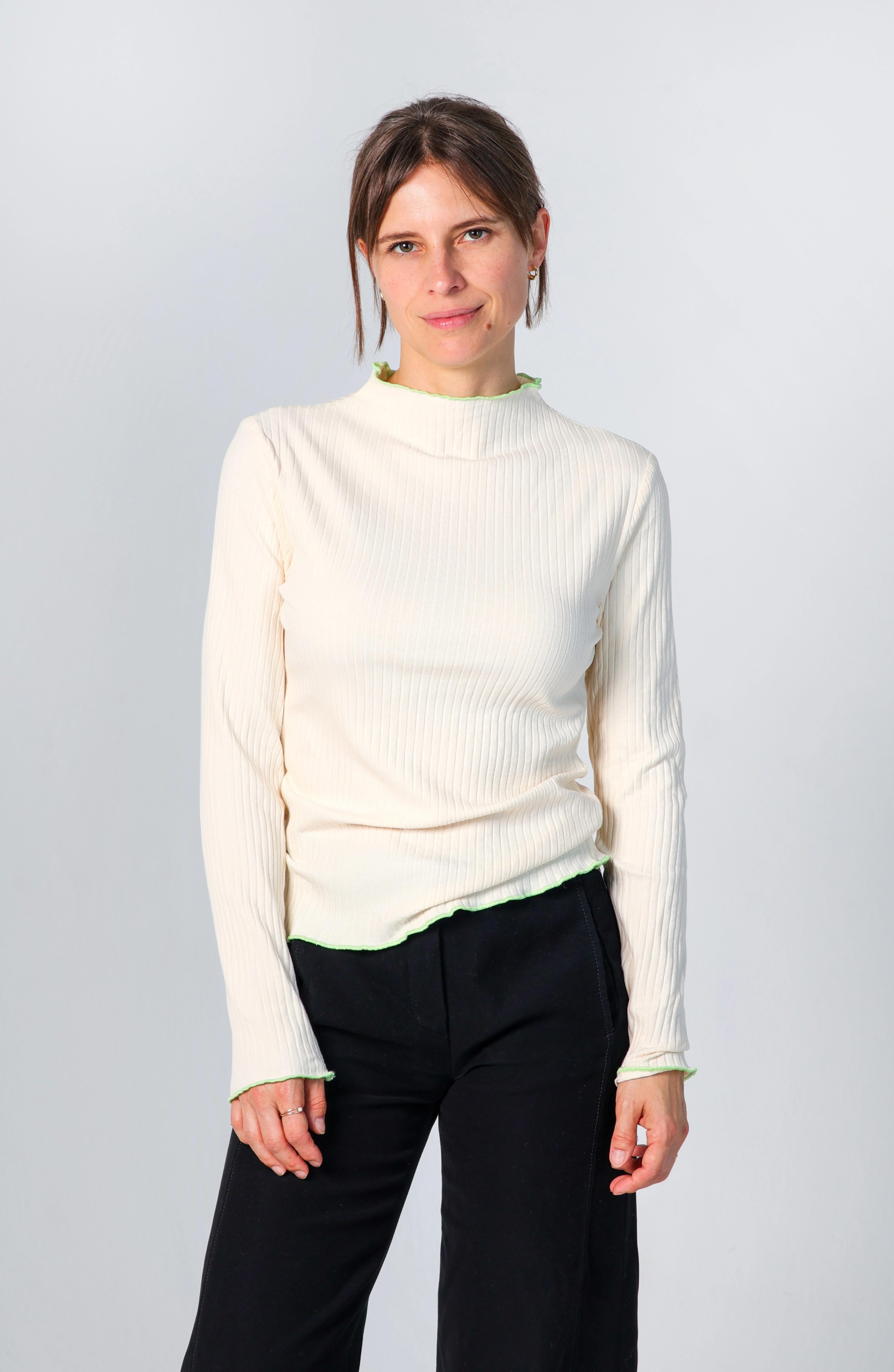 Longsleeve Suki mit Stehkragen