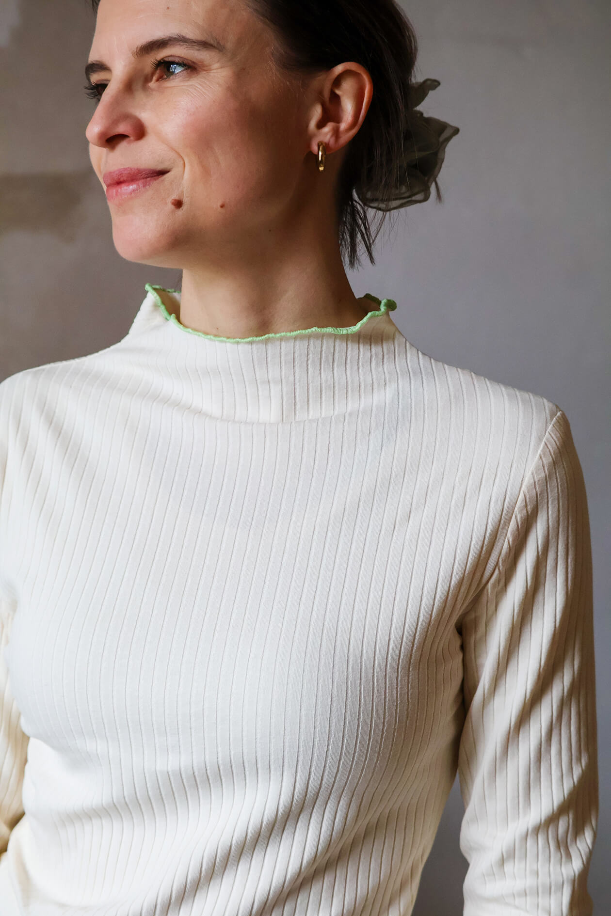 Longsleeve Suki mit Stehkragen